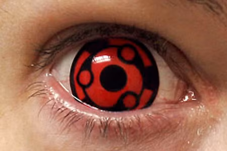 Ngoài ra, nếu không ảnh hưởng trực tiếp đến mắt thì những người xăm mắt cũng phải đối diện nguy cơ viêm da, viêm dạng u hạt, ngứa, phù nề toàn thân.... bởi phản ứng dạng liken lan rộng ra ngoài vùng xăm.