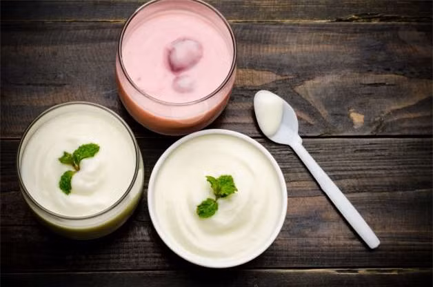  Tăng cường các thực phẩm có lợi khuẩn: Lợi khuẩn sẽ giúp hệ tiêu hóa tiêu hóa nghiền nhỏ thức ăn và ngăn ngừa các vấn đề đầy hơi và giữ cho bụng không bị chướng. 