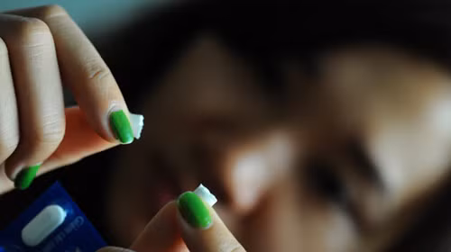 Thuốc dạng viên uống hay viên nhai: Các thuốc dạng này có thể gây nguy hiểm cho trẻ vì chúng dễ lọt vào đường thở.