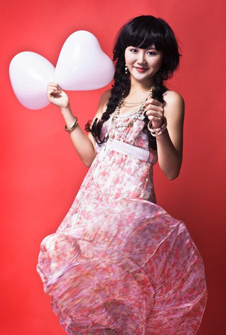 Văn Mai Hương với chế độ ăn hợp lý bao gồm: Tăng cường bổ sung nhiều loại rau xanh giàu chất xơ; Hạn chế tối đa những thực phẩm chứa nhiều cholesterol và chất béo có hại, hạn chế các loại thịt và thay thế bằng thịt bò; Ăn thật nhiều trái cây và một số loại được cô ưa chuộng đó là: nho, bưởi, thanh long, dưa hấu, táo.