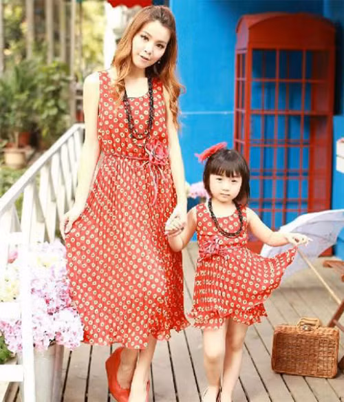 Khi chọn váy, bạn hãy chú ý chọn lựa chiều dài phù hợp với thân hình.