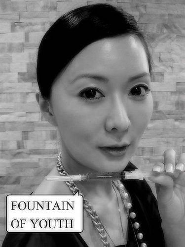 Trần Lợi Mẫn khoe vẻ đẹp không tỳ vết sau nhiều ca phẫu thuật thẩm mỹ.