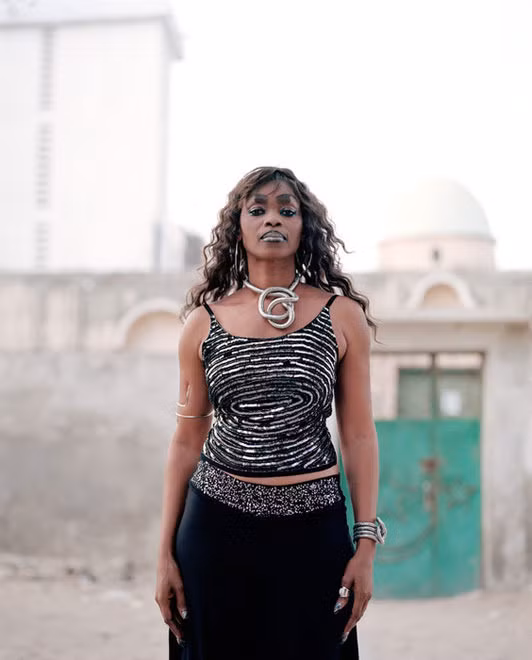 "Làm trắng da" hiện đang là phong trào được nhiều phụ nữ châu Phi hưởng ứng, bất chấp những nguy hiểm tiềm ẩn.