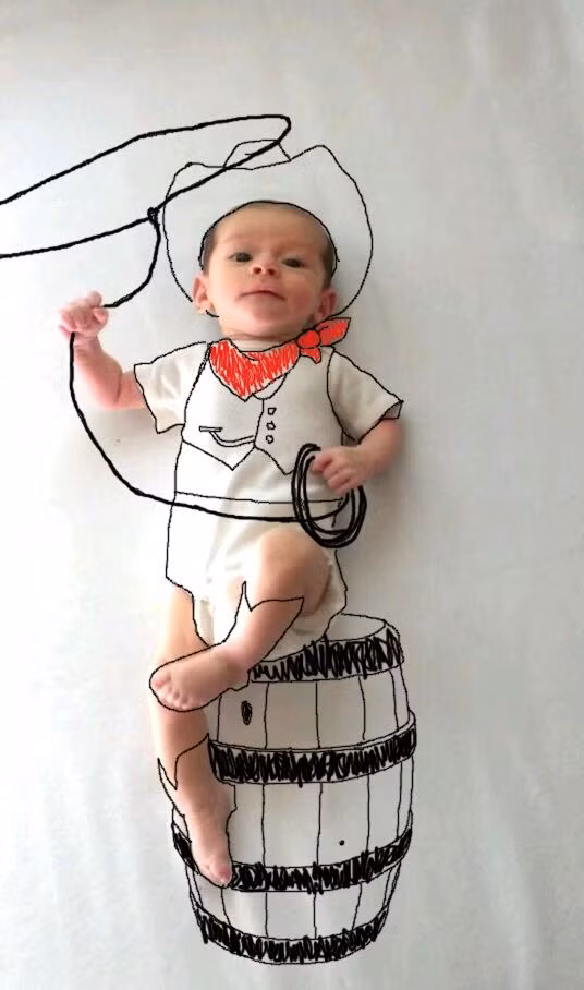 Cậu chàng với nhiều tài lẻ cừ khôi.