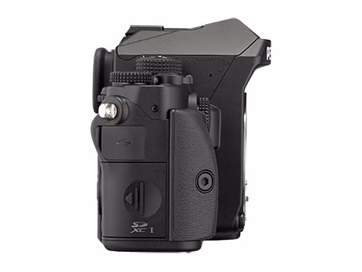 Ricoh cho biết, viên pin của KP sẽ chụp được 390 tấm cho mỗi lần sạc. Người dùng cũng có thể tùy chọn mua thêm grip pin D-LI109 hoặc D-LI90.