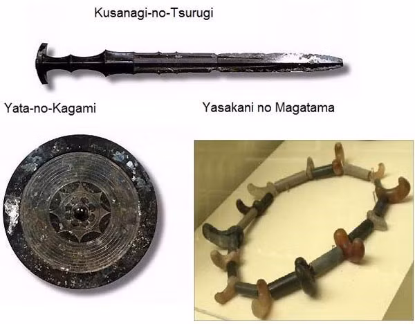 Tương truyền, chúng bao gồm thanh gươm Kusanagi no Tsurugi - tượng trưng cho lòng dũng cảm, chiếc gương Yata no Kagami – sự khôn ngoan và viên ngọc Yasakani no Magatama - lòng nhân từ.