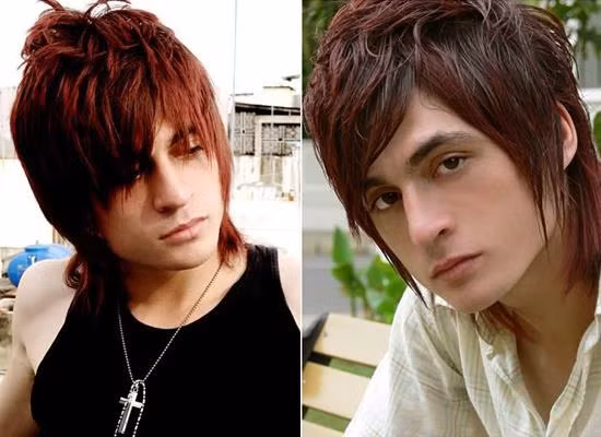 Mái xéo che mắt: Đây là kiểu tóc được cả nam lẫn nữ ưa chuộng. Tên gọi đúng của nó là "tóc emo". Kiểu này nổi lên khi làn sóng Kpop đang "làm mưa làm gió" ở Việt Nam. Các ca sĩ, diễn viên Hàn Quốc (đặc biệt là nam giới) thường để tóc có phần gáy dài, mái che hết (hoặc gần hết) một bên mắt. Kiểu tóc đem đến vẻ lãng tử, mơ màng nhưng khá bất tiện cho việc nhìn đường. Ảnh: Voz.