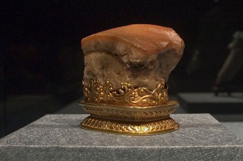 Do sự độc đáo có một không hai mà khối đá hình thịt kho tàu này đã được công nhận là một trong ba bảo vật của Đài Loan.