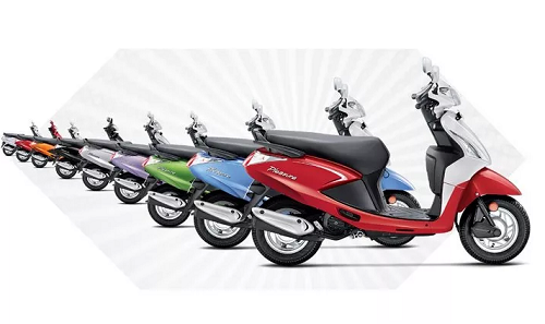 Phiên bản nâng cấp Pleasure với nhiều màu sắc khác nhau.