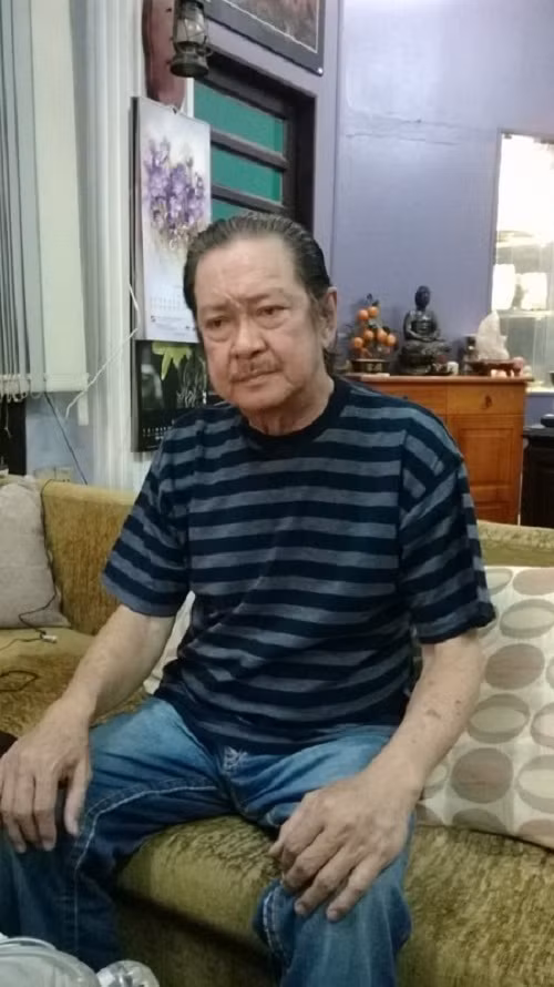 NSƯT Chánh Tín tỏ ra mệt mỏi trong những ngày qua.