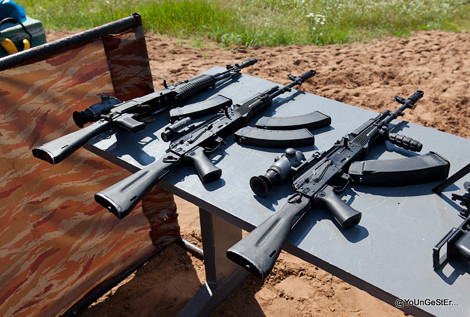 Súng trường tiến công AK-12.