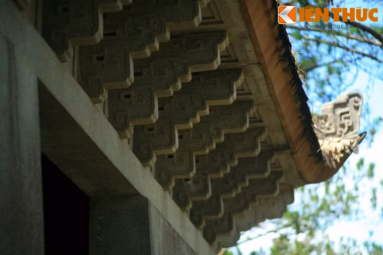 Dù được coi là một trong những di tích tiêu biểu của Đà Lạt, nhưng hiện nay toàn bộ khu lăng mộ đã nằm trong tình trạng hoang phế suốt nhiều năm qua.