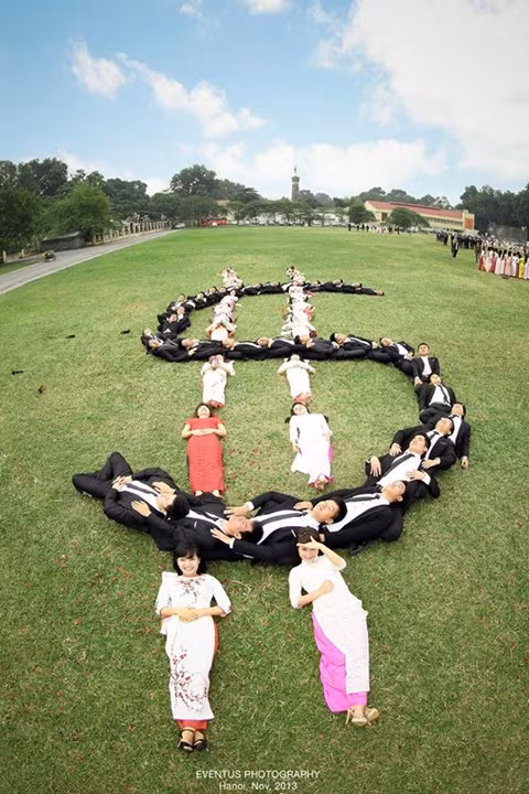 Sinh viên tài chính, ngân hàng cũng "chịu chơi" không kém.