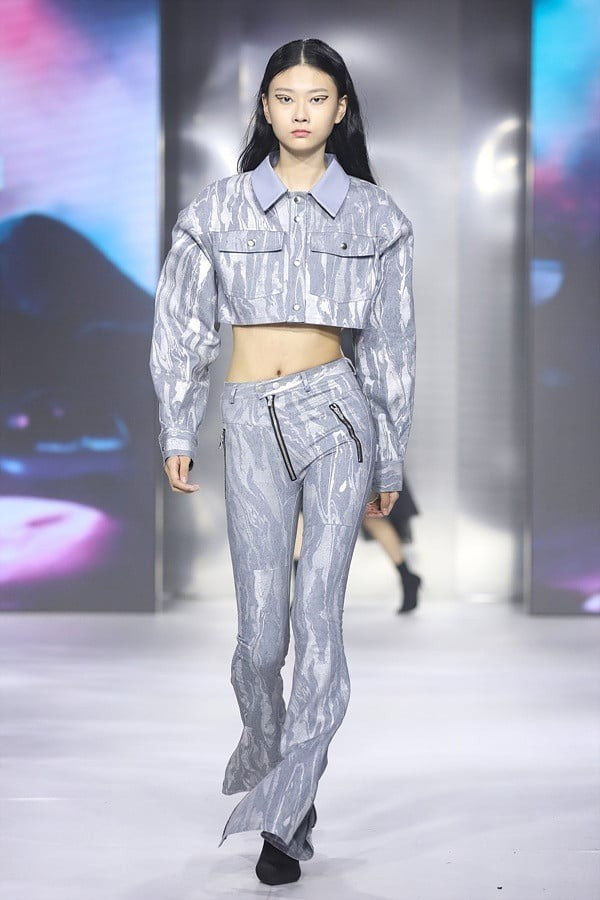 Oh Pyeong Hwa - “Hien tuong” tuoi 15 cua lang mau Han Quoc-Hinh-3