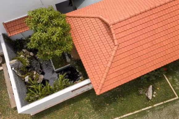 Nha mai ngoi hien dai co san vuon va ho ca-Hinh-7