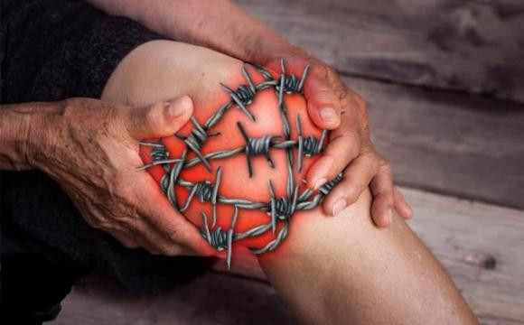 Troi lanh, benh xuong khop can tuyet doi tranh 7 thuc pham nay