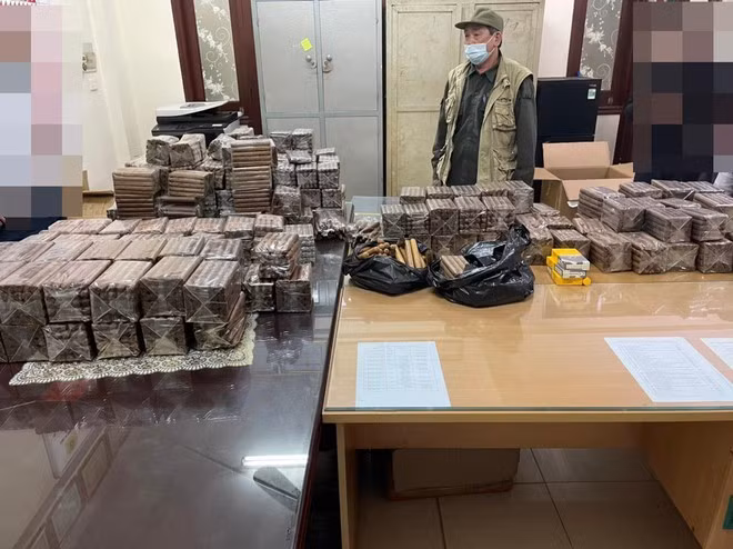 Ha Noi: Phat hien gan mot van dieu xi ga nhap lau