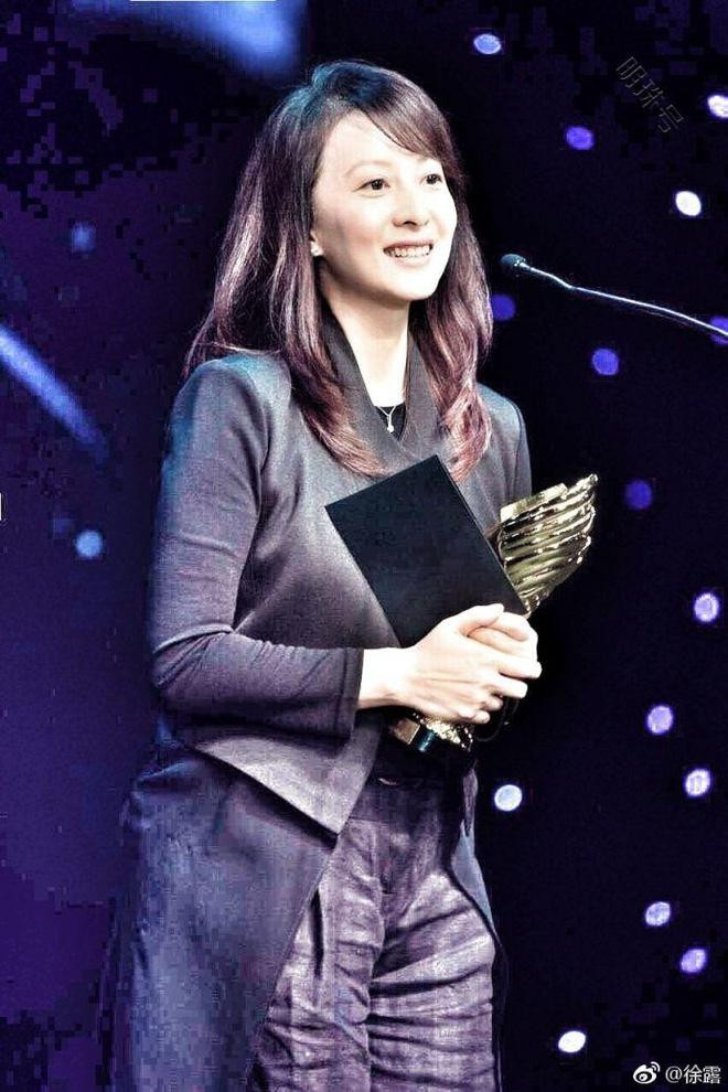 'Dien nu' man anh cuoi dao dien sau 6 ngay quen, bi 'tru eo' ly di-Hinh-6