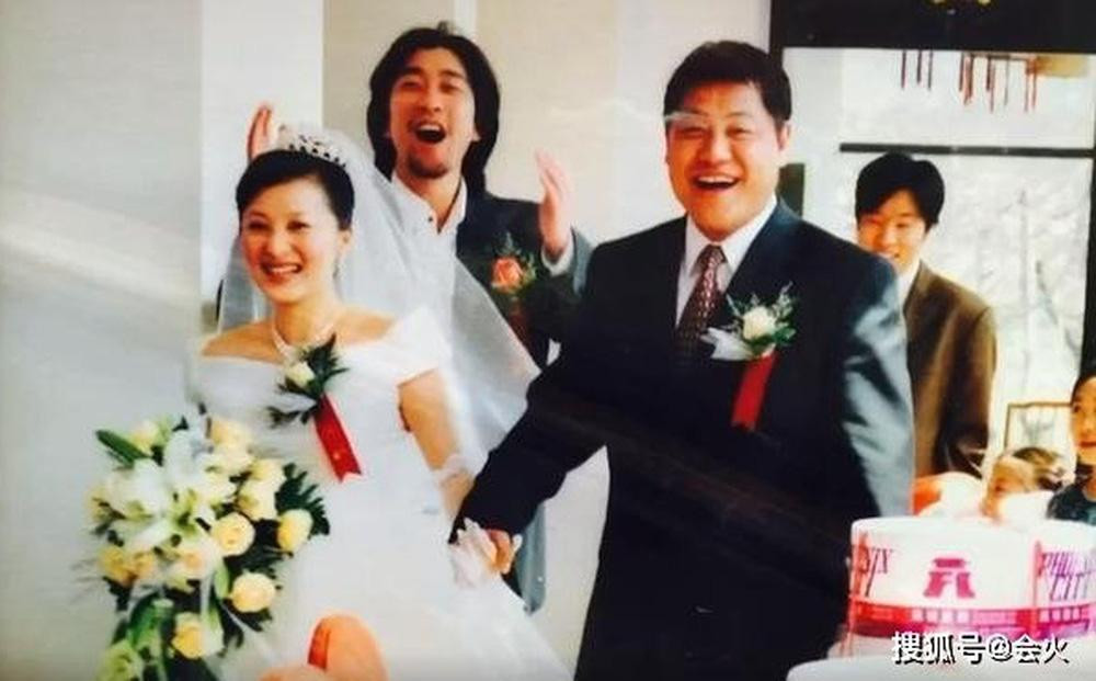 'Dien nu' man anh cuoi dao dien sau 6 ngay quen, bi 'tru eo' ly di-Hinh-4