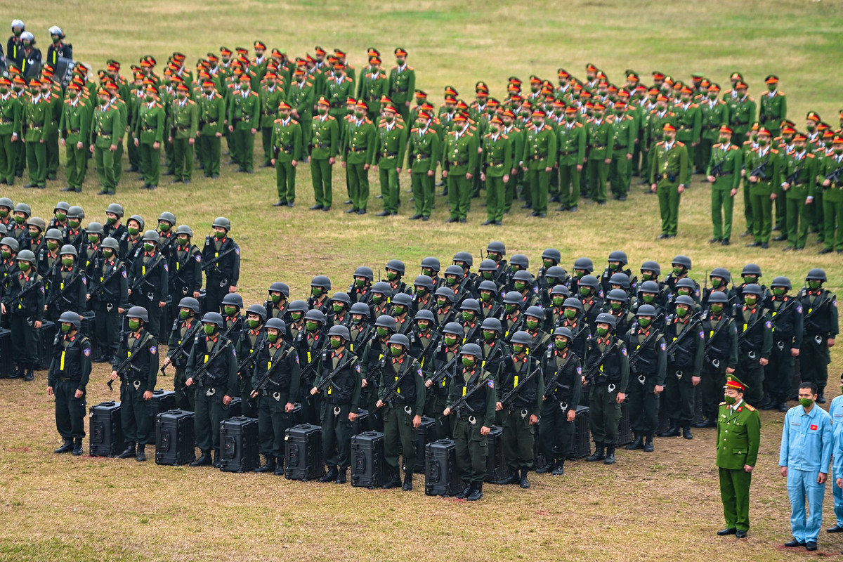 Bên cạnh đó, lãnh đạo Bộ Tư lệnh CSCĐ cho biết tính đến nay Bộ Tư lệnh CSCĐ có 35 đầu mối, đóng quân tại 34 tỉnh, thành phố trực thuộc Trung ương. Về biên chế, lực lượng CSCĐ thuộc Bộ Tư lệnh CSCĐ có trên 15.000 cán bộ chiến sĩ; lực lượng CSCĐ thuộc công an các địa phương có hơn 14.000 cán bộ chiến sĩ.