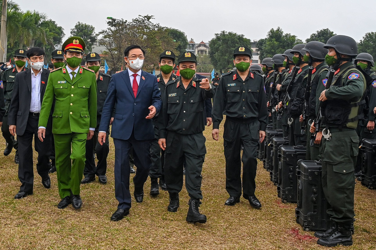 Chủ tịch Quốc hội Vương Đình Huệ biểu dương những thành tích xuất sắc mà Bộ Tư lệnh CSCĐ đã đạt được trong năm qua. Ông nhấn mạnh CSCĐ là lực lượng nòng cốt thực hiện biện pháp vũ trang bảo vệ an ninh quốc gia, bảo đảm trật tự, an toàn xã hội.