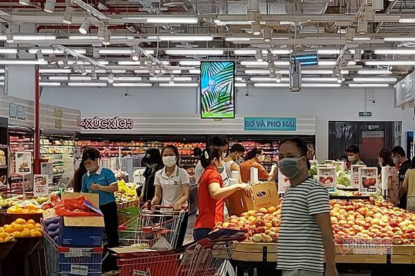 Tin vui ap Tet: Chinh phu thong bao giam VAT, dan mua hang re hon