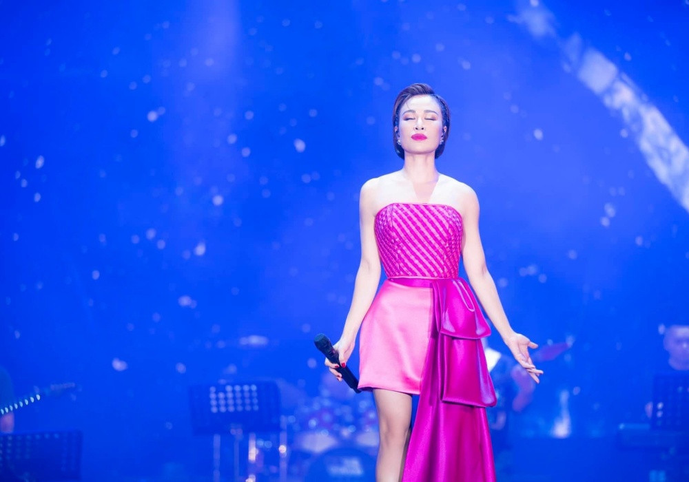 Hồng Nhung trẻ như gái 20, Hà Kiều Anh khoe con gái xinh đẹp - Hình 9 Hong Nhung tre nhu gai 20, Ha Kieu Anh khoe con gai xinh dep-Hinh-9