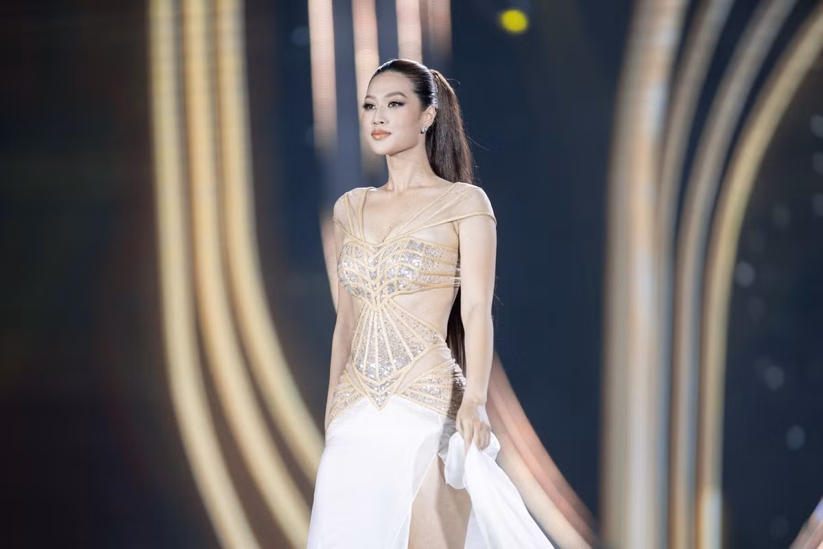 Thiên Ân đã mang chính câu chuyện của bản thân về việc từng bị body shaming để kêu gọi ngừng bạo lực ngôn từ. Phong thái dứt khoát, mạnh mẽ trong từng câu nói giúp cô thuyết phục hội đồng giám khảo.