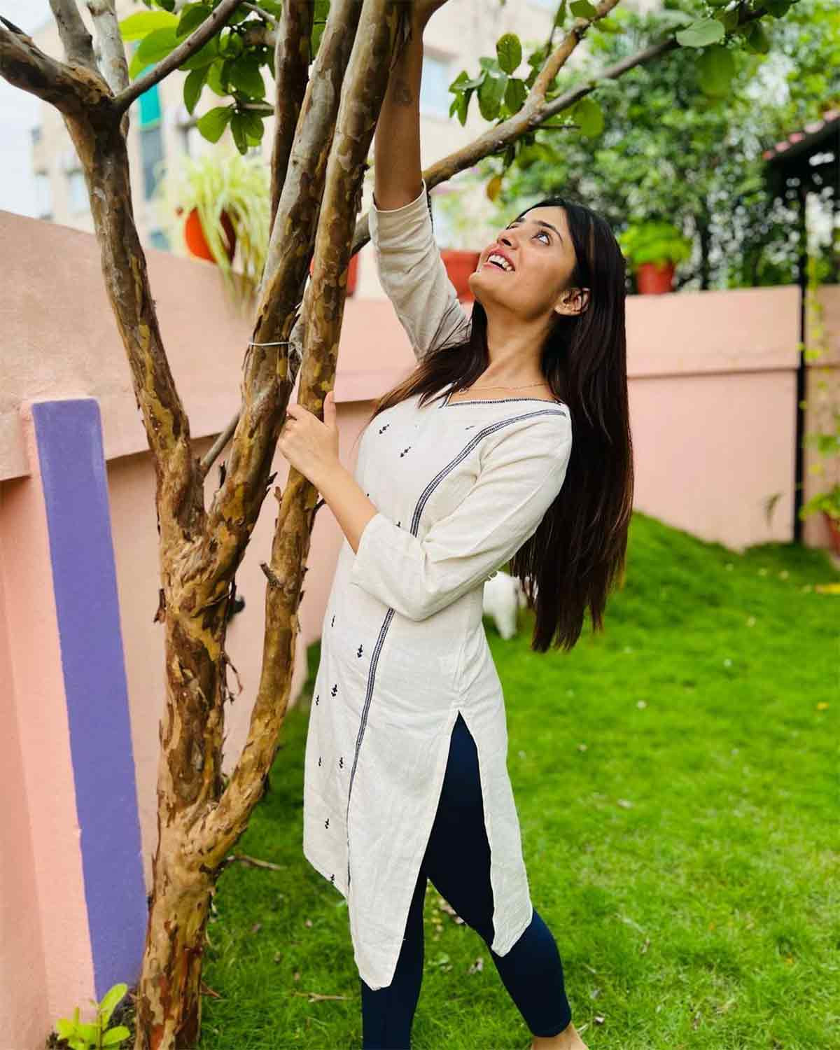 My nhan An Do 30 tuoi tu tu, ban trai cu bo tron