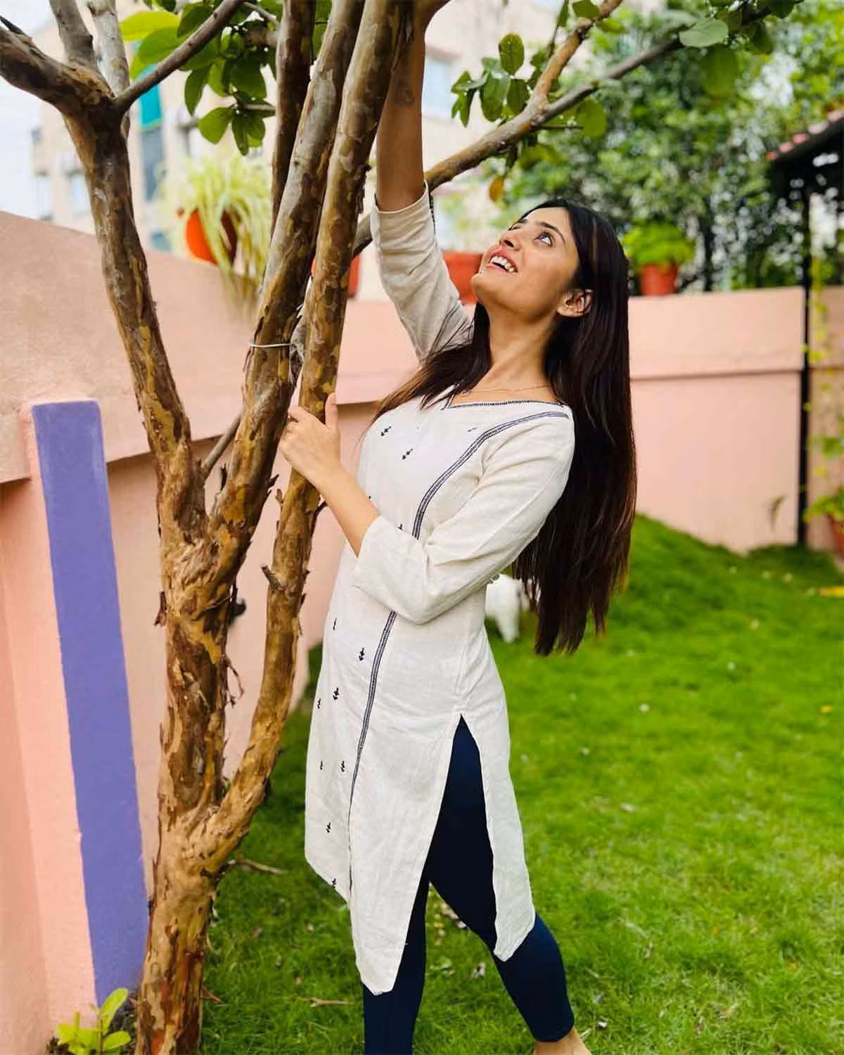 My nhan An Do 30 tuoi tu tu, ban trai cu bo tron