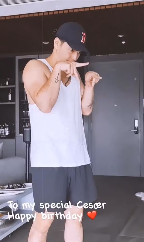 "Cho người bạn đồng hành đặc biệt của tôi mà thế giới không biết. Tôi là người may mắn. Mừng sinh nhật ông xã", nữ diễn viên dí dỏm viết kèm.