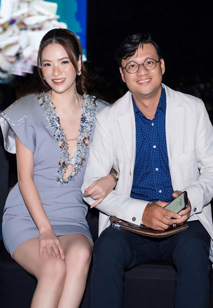 BTV Hoài Anh điệu đà, bà xã Bình Minh trẻ trung tuổi 45 - Hình 6 BTV Hoai Anh dieu da, ba xa Binh Minh tre trung tuoi 45-Hinh-6