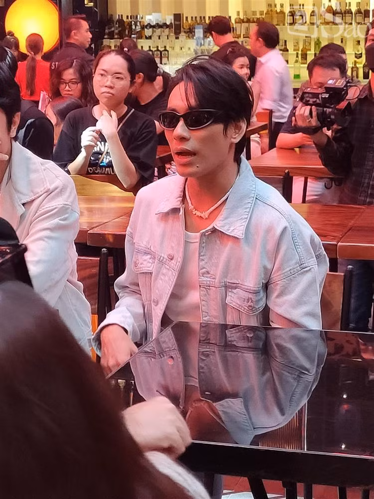 Một số hình ảnh khác về ngôi sao "2 Ngày 1 Đêm".