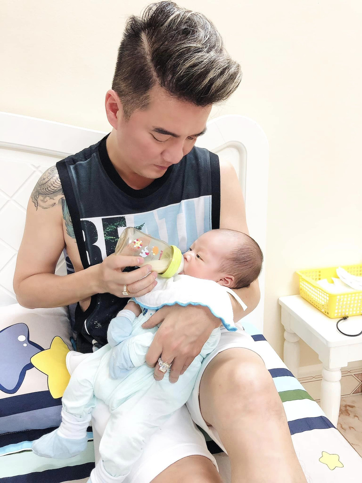 Dam Vinh Hung: Khi co con toi chia se voi My Tam ngay-Hinh-3