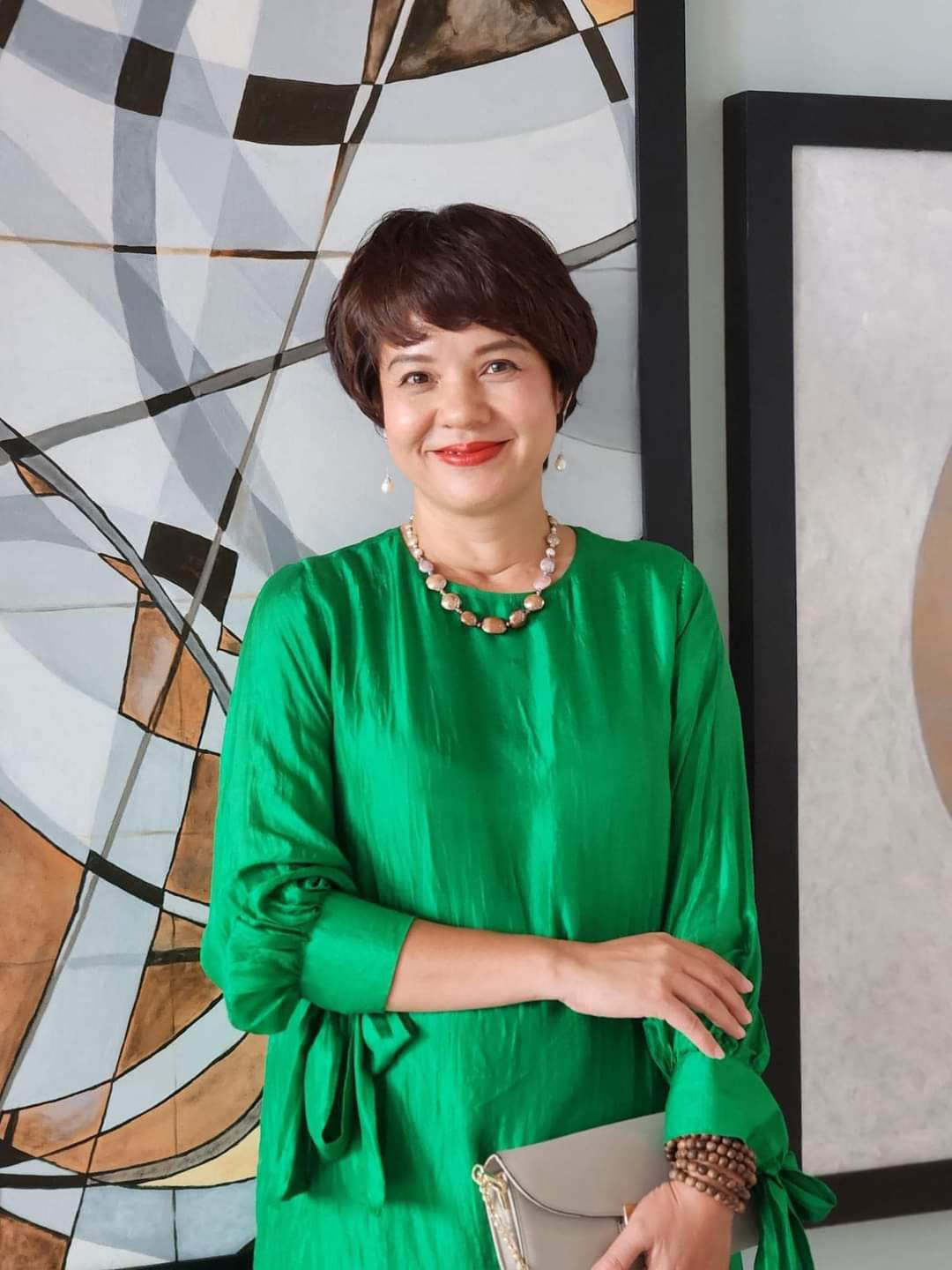 MC Diễm Quỳnh xinh tươi trong thiết kế của NKT Đức Hùng.