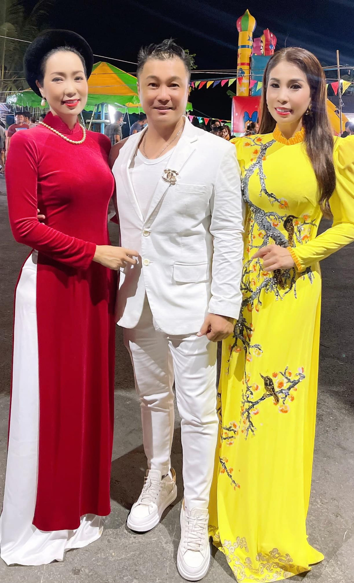 Diễn viên Lý Hùng, ca sĩ Lý Hương và NSƯT Trịnh Kim Chi đi diễn cùng nhau.