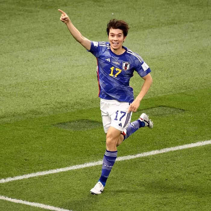 Nhờ bàn thắng quý như vàng của Tanaka giúp Nhật Bản thắng Tây Ban Nha 2-1 để giành vé đi tiếp.