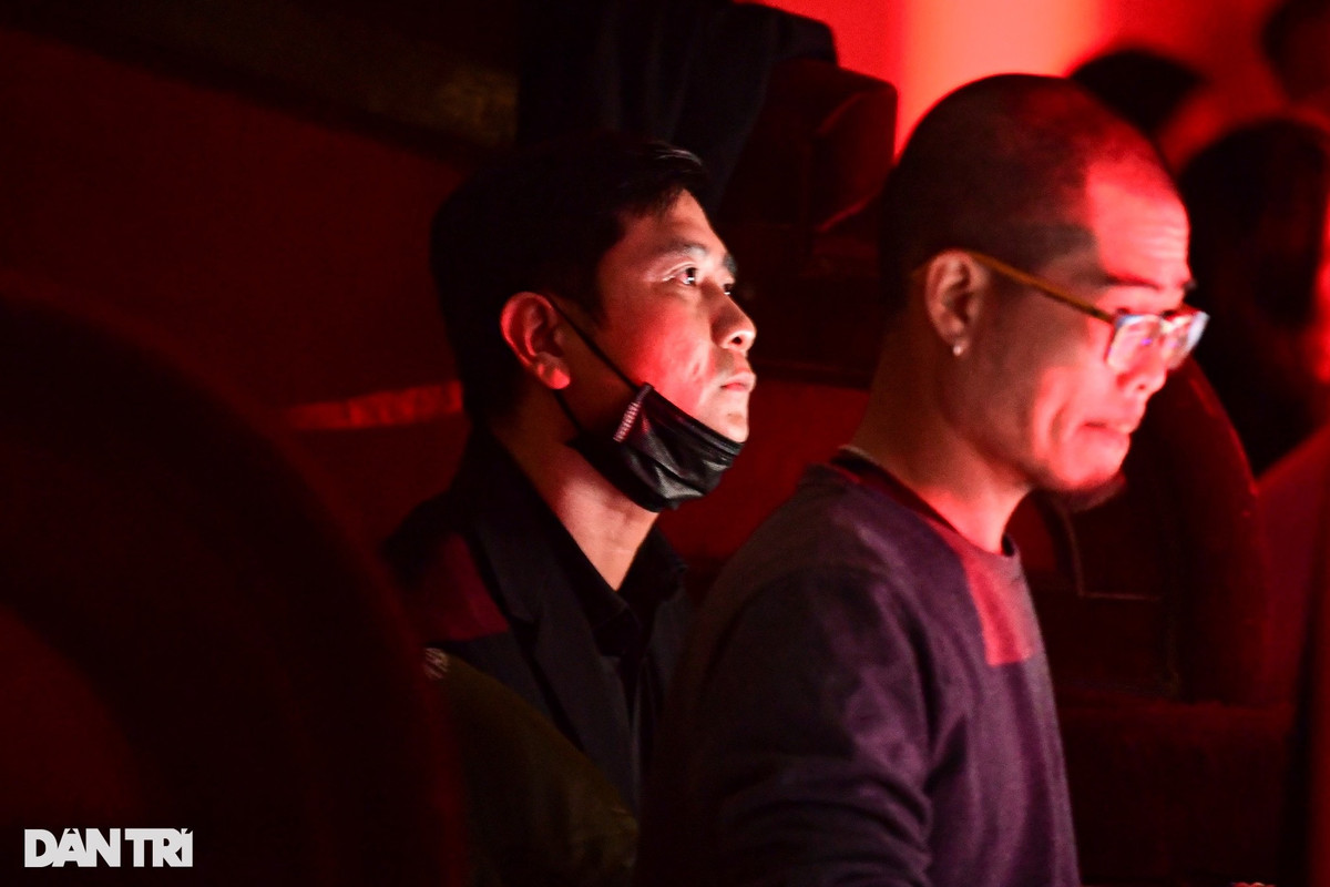 Hong Dang, Ho Hoai Anh cung xuat hien sau on ao doi tu-Hinh-5