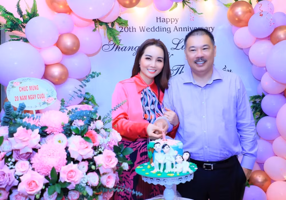 Thuong Tin sau tai nan, Le Hieu mung day thang con trai-Hinh-11