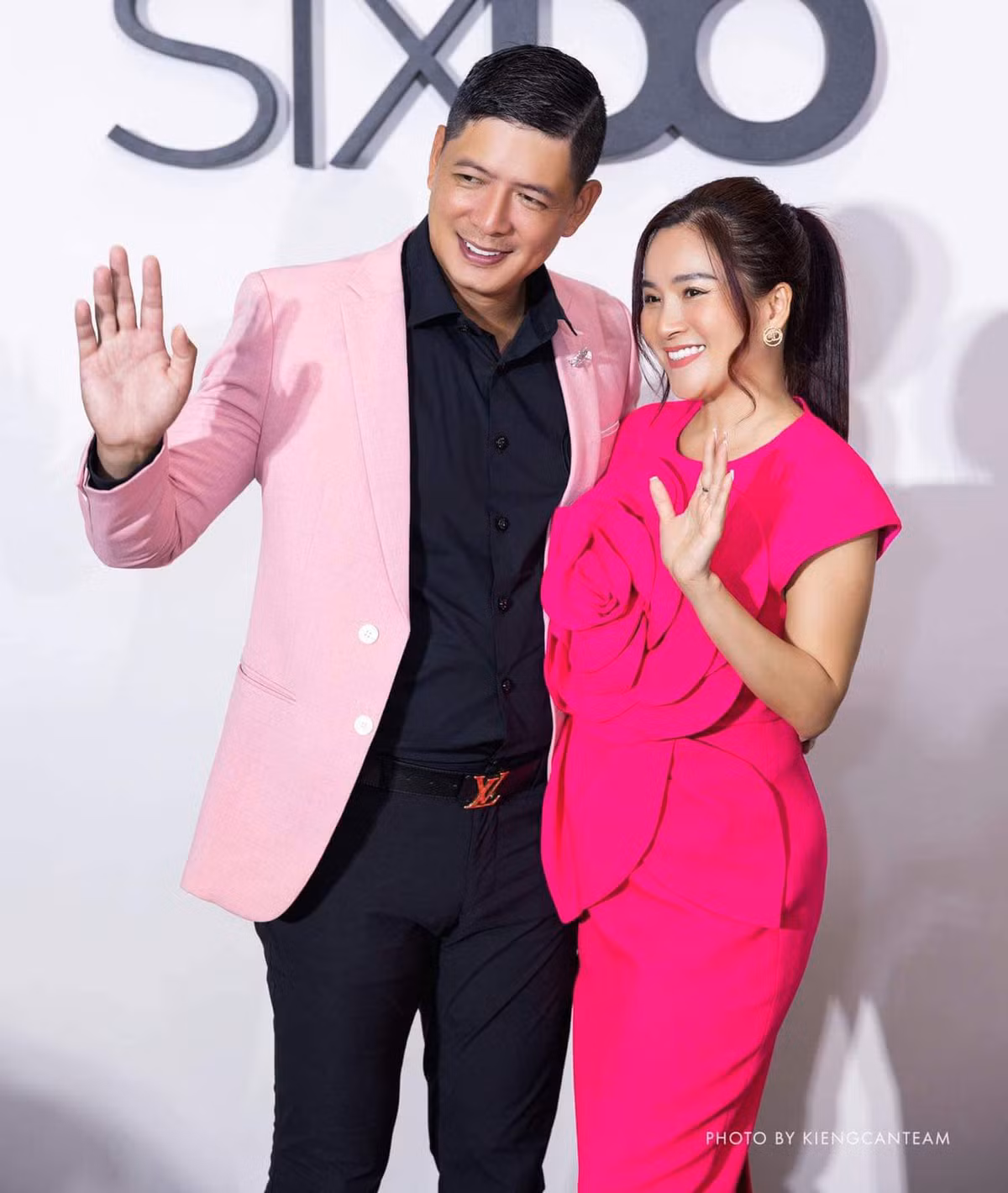 Vo chong Binh Minh sang chanh, MC Quyen Linh buc xuc-Hinh-2