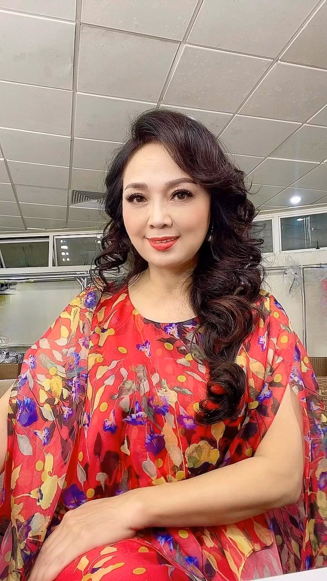 NSND Thái Bảo tươi tắn sau buổi biểu diễn.