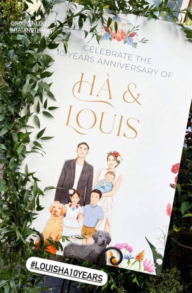 ức tranh khắc họa tổ ấm của cặp đôi xuất hiện trong ngày kỷ niệm.