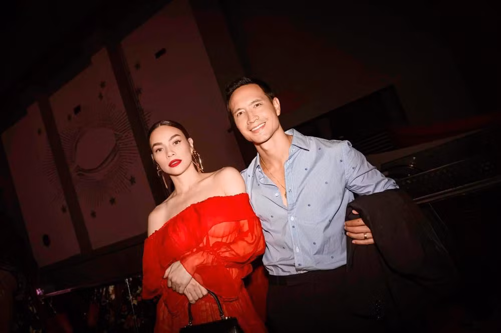 Kim Ly gap cuc pham thi ve 