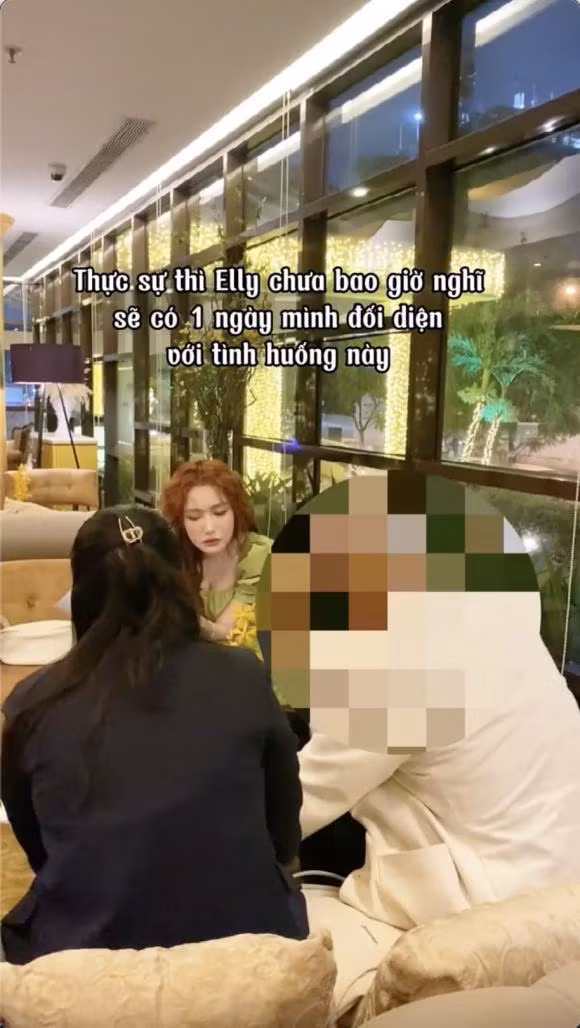 Elly Tran ly hon chong Tay sau on ao-Hinh-4