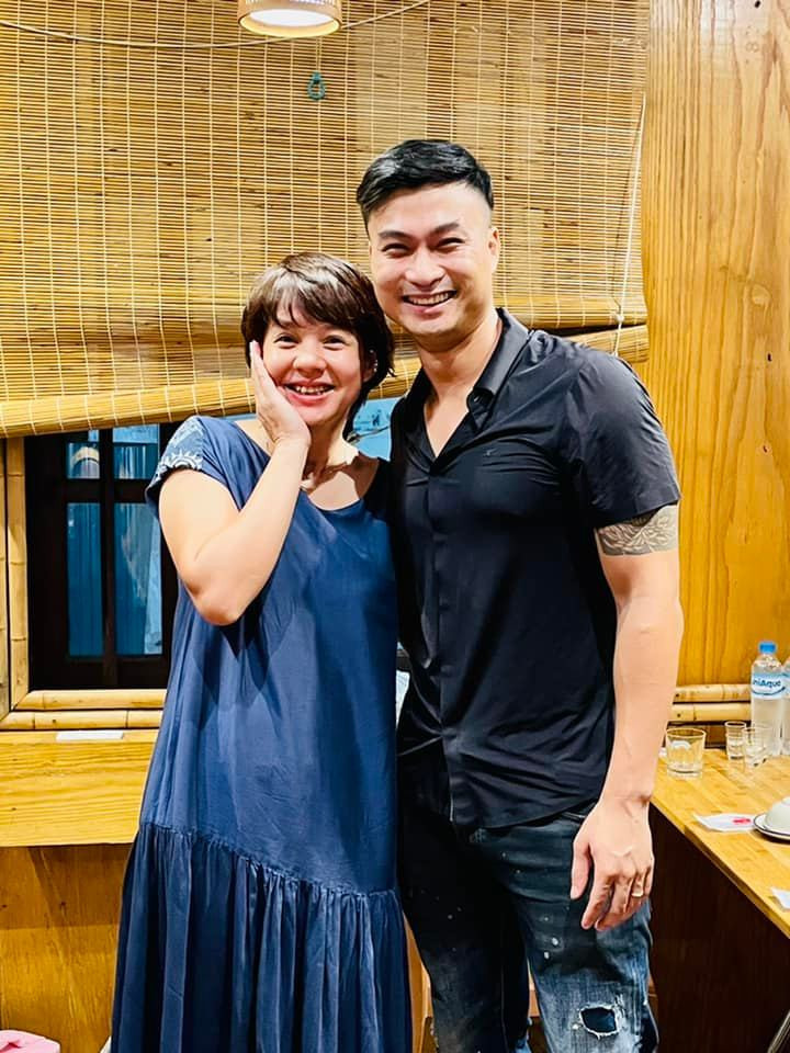 MC Kỳ Duyên trẻ đẹp tuổi U60, Diễm Quỳnh thân thiết Duy Hưng - Hình 2 MC Ky Duyen tre dep tuoi U60, Diem Quynh than thiet Duy Hung-Hinh-2