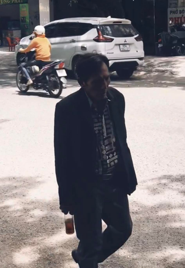 Nghe si Thuong Tin dang bat on-Hinh-3