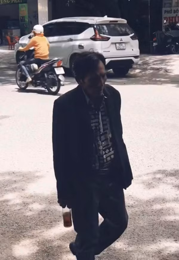 Nghe si Thuong Tin dang bat on-Hinh-3