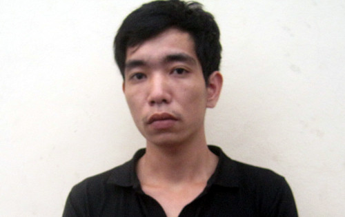 Nam thanh niên nấp trong nhà vệ sinh để trộm đồ của các lãnh đạo trường ĐH.