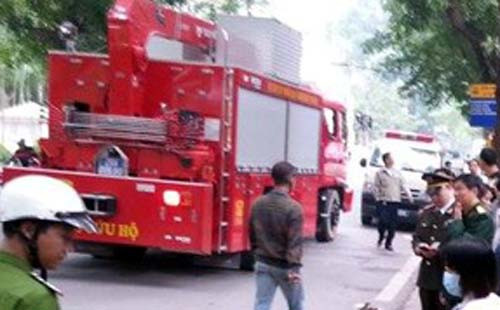 Vụ cháy xảy ra vào khoảng 14h30, khiến ít nhất 6 người thương vong.