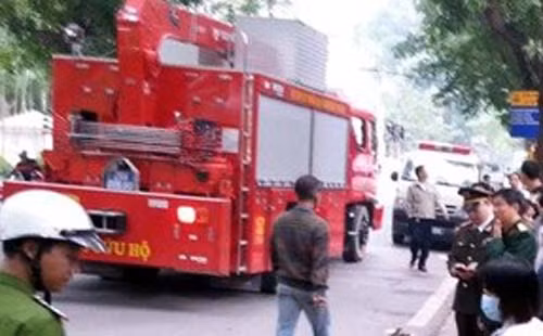 Vụ cháy xảy ra vào khoảng 14h30, khiến ít nhất 6 người thương vong.